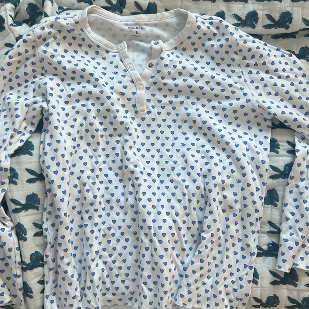 Roller rabbit long sleeve blue hearts size small